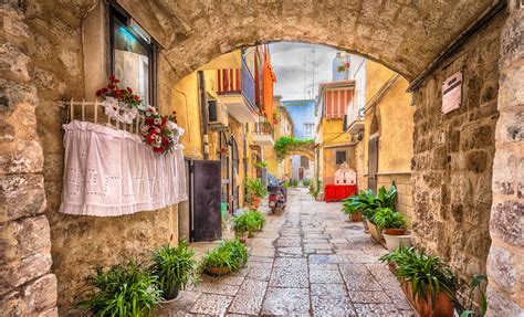 BARI ITALIAN .